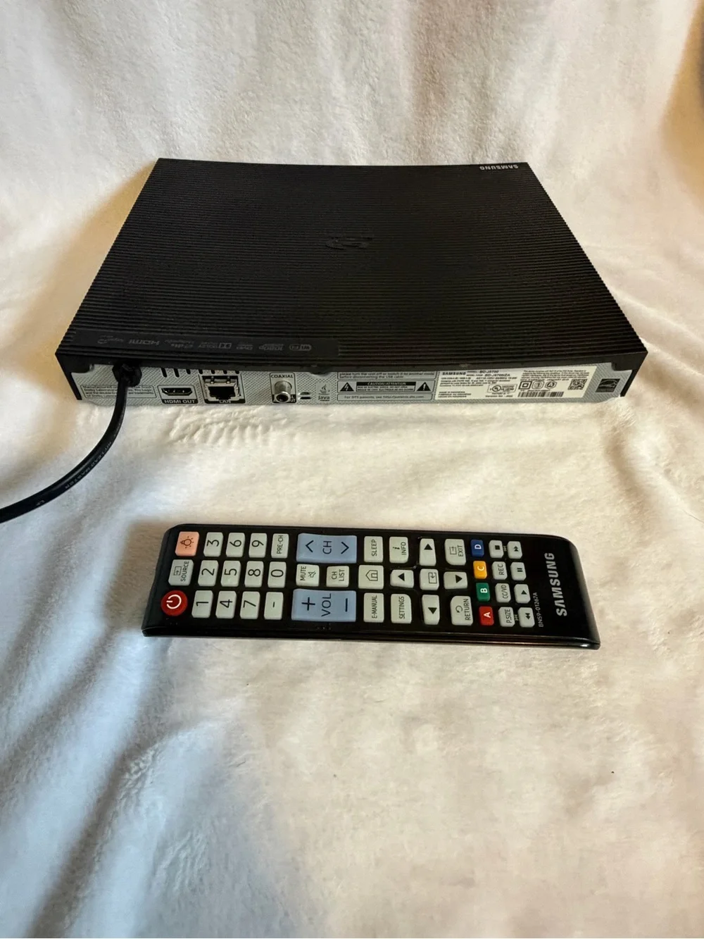 Samsung BD-J5700 Blu-ray Disc Player - Tested and Works